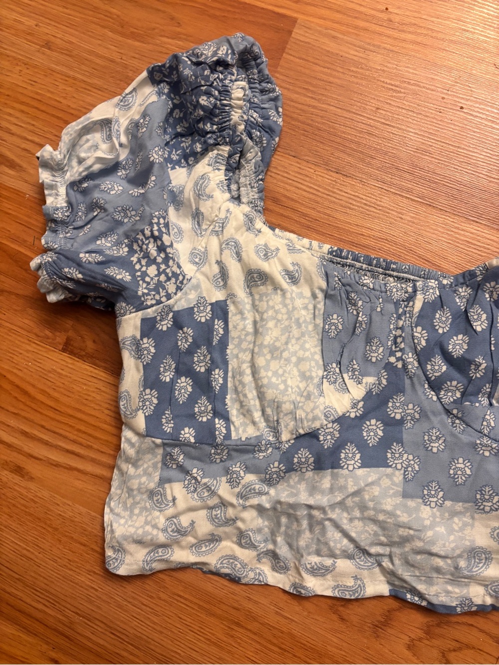 Patchwork crop top - Picture 2 of 4